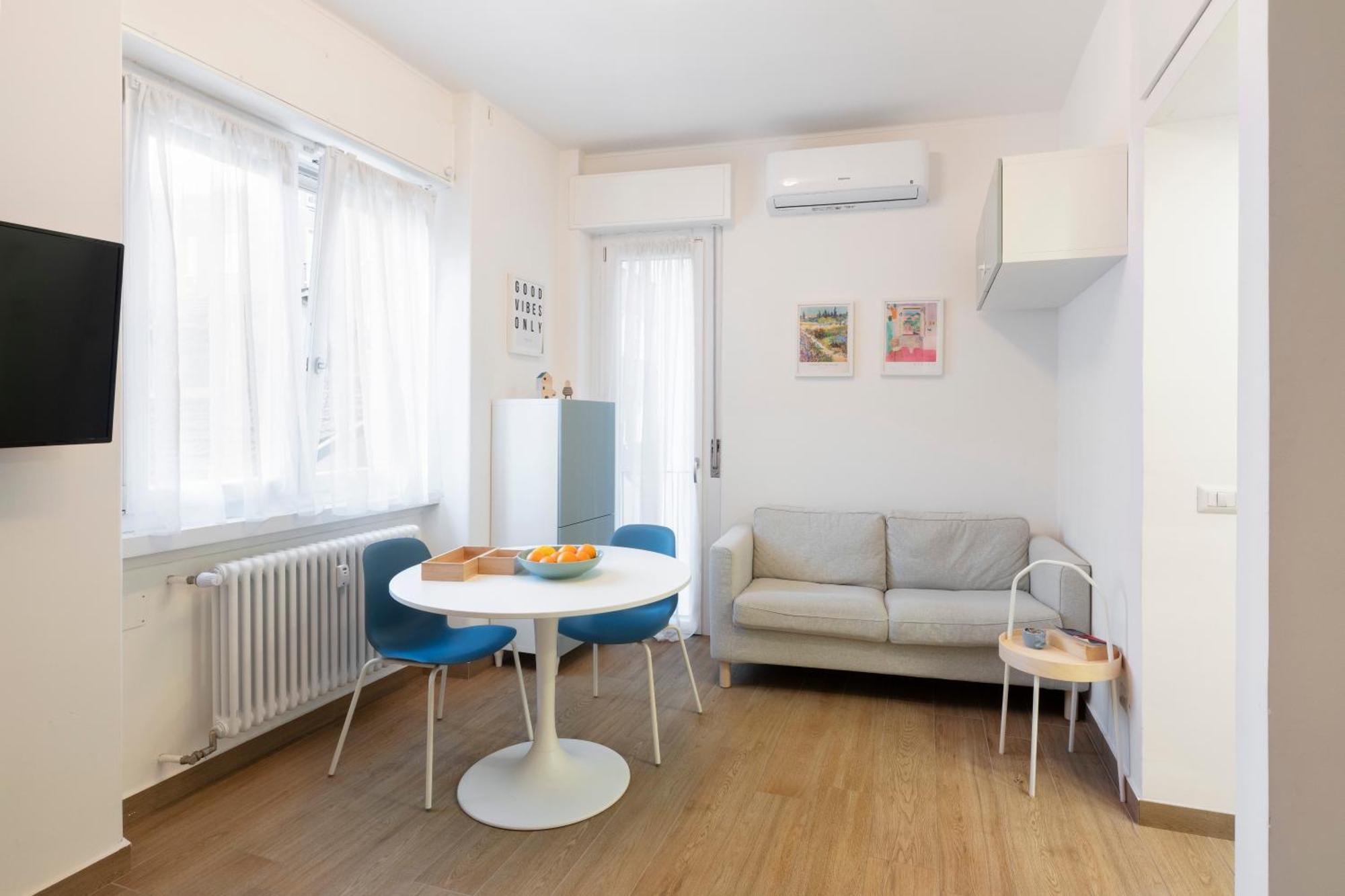 Lomellina 13 Appartamento Milano